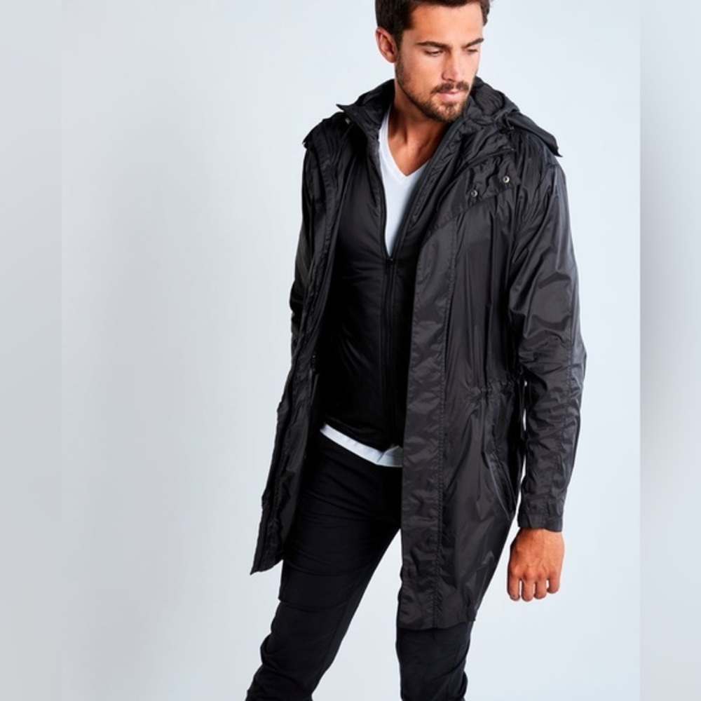Anatomie Maverick Men's Water Resistant Windbreaker NWOT